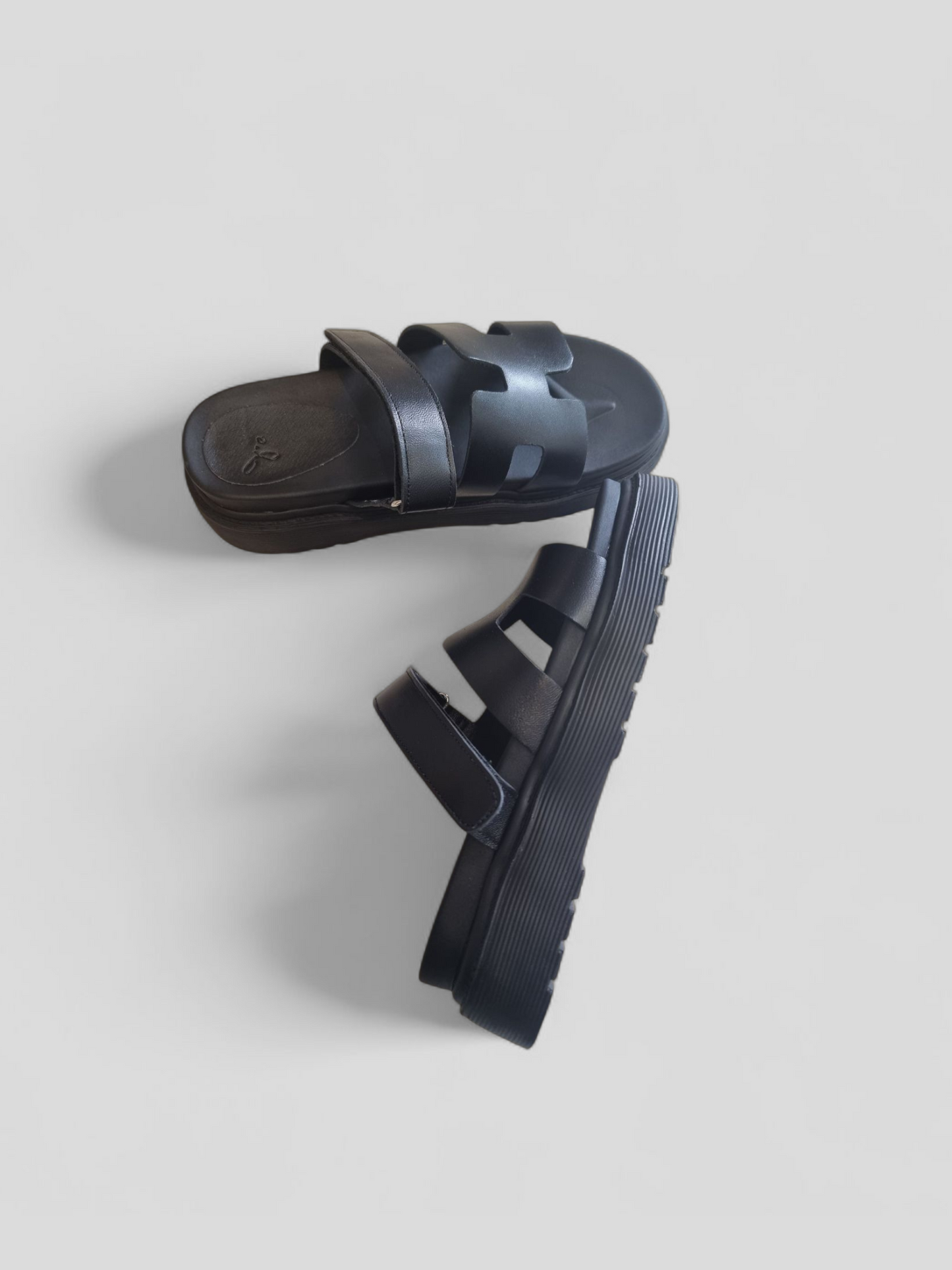 Aria Leather Slides