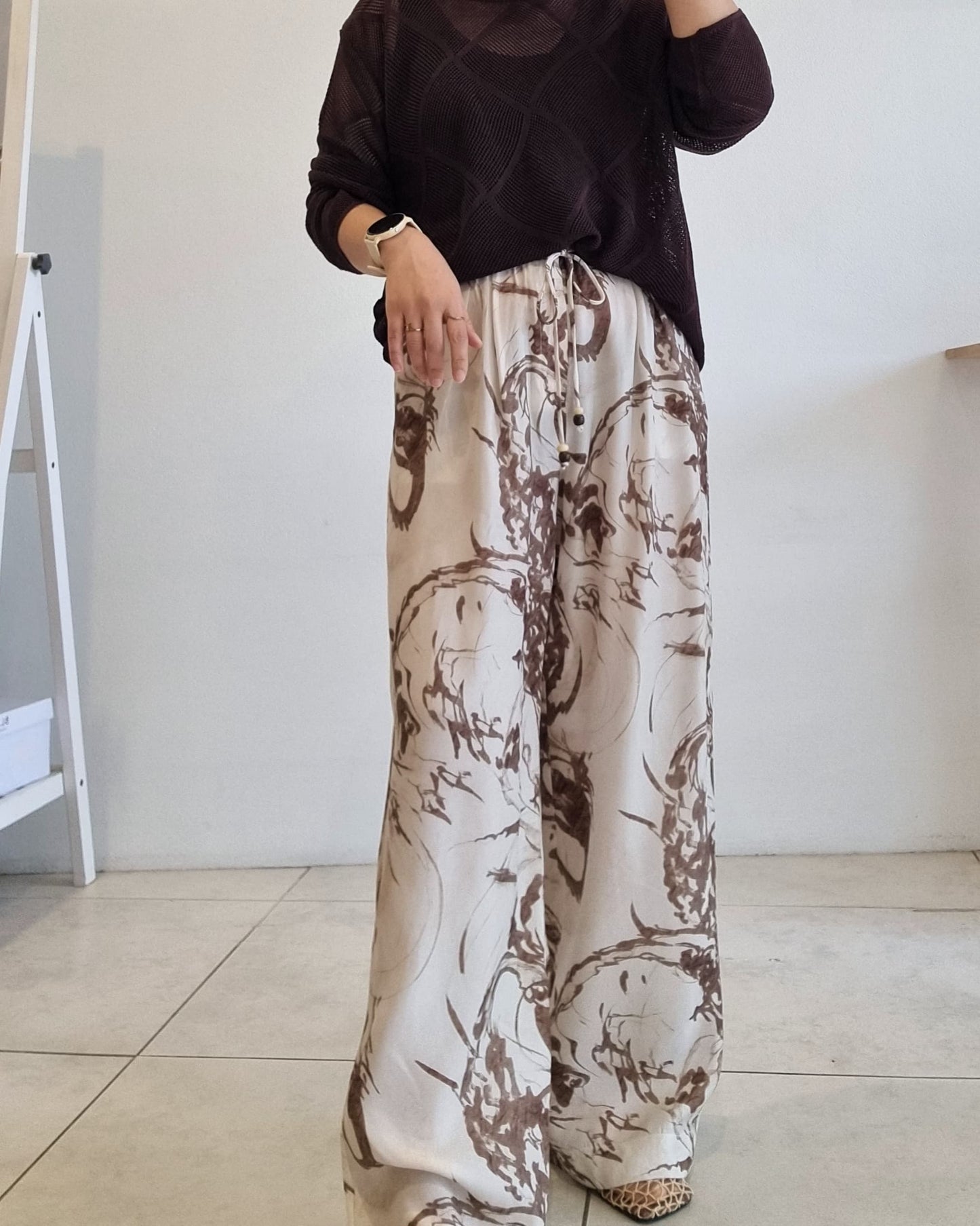 Printed pants side silhouette relaxed fit