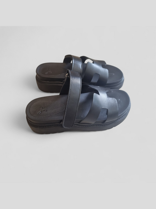 Aria Leather Slides